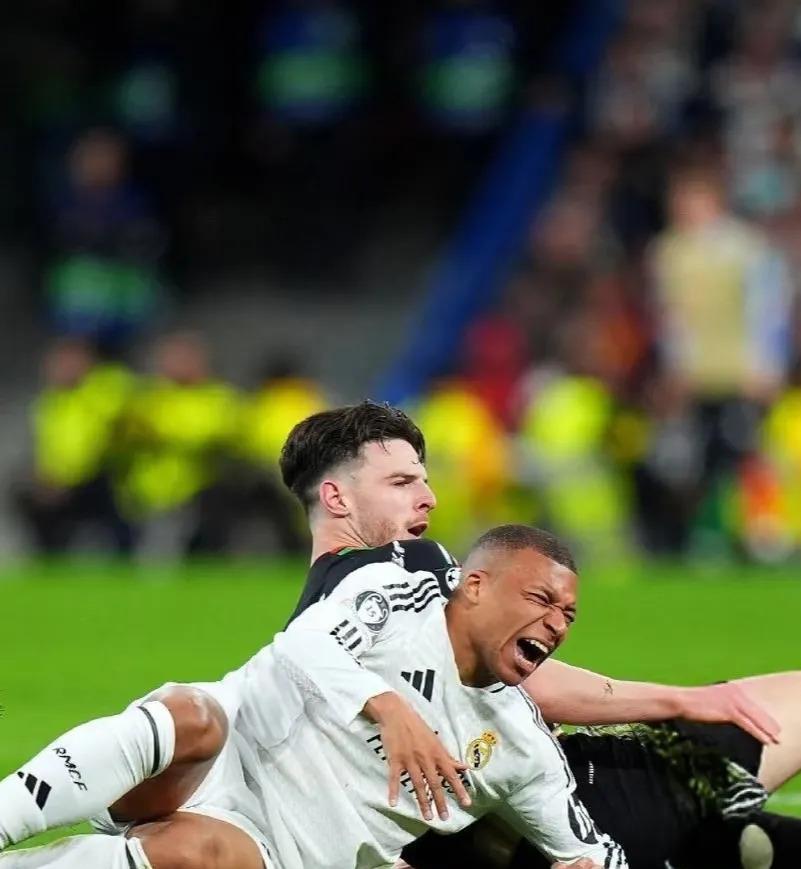 九游娱乐通道-包含战术调整引发热议！，姆巴佩在澳大利亚队比赛中战术调整引发球迷热议的词条